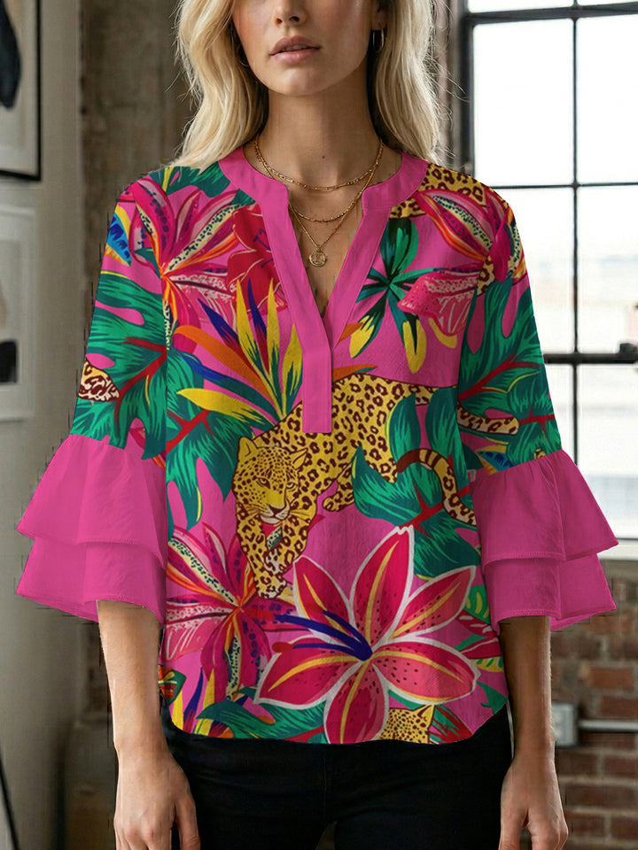 Dame afslappet bluse med flæseærmer og botanisk print Skovae