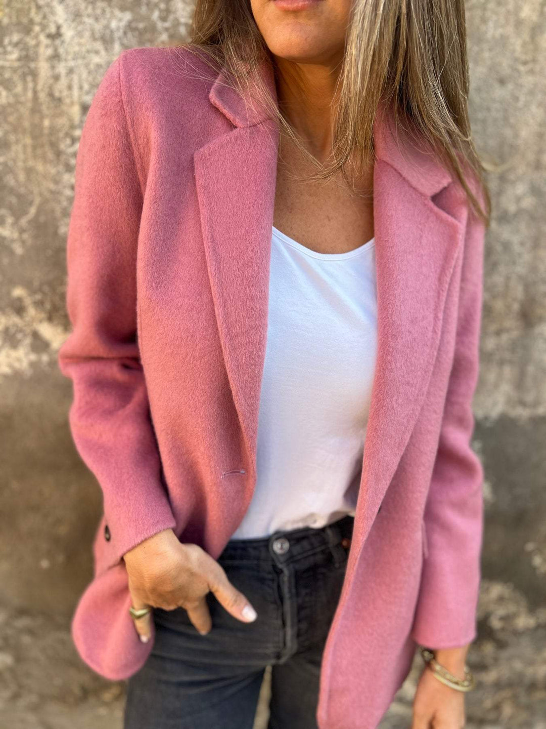 Dame klassisk uldblazer med tætsiddende pasform Stilla