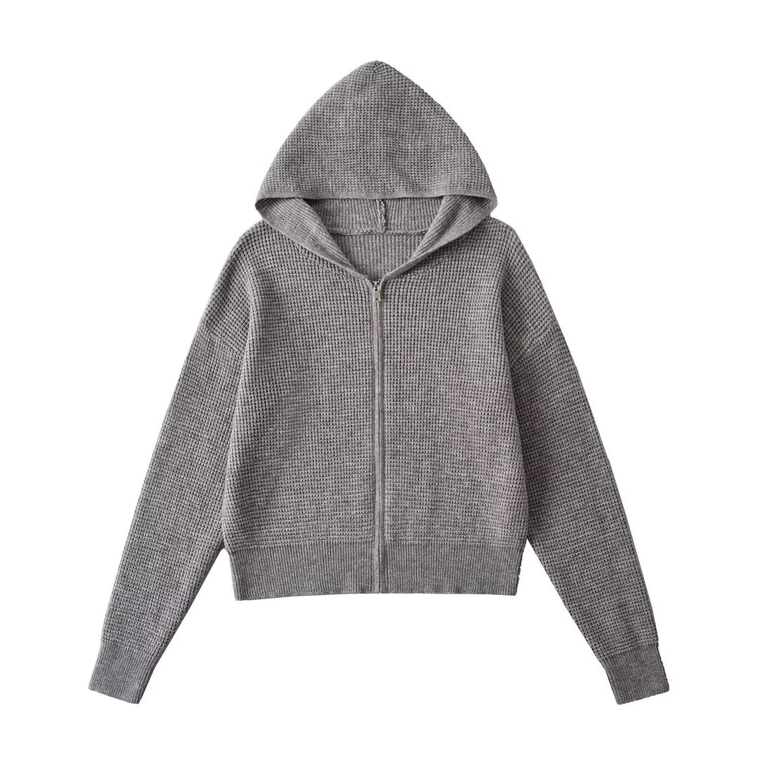 Dame hoodie jakke lavet af blødt strikmateriale med lynlås og moderne design Stilla