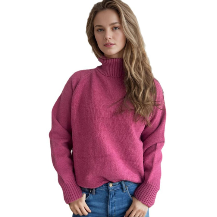 Kvinders sweater med høj krave lavet af blødt materiale Stilla