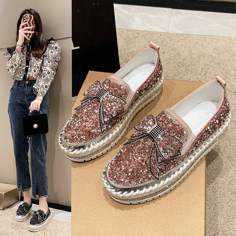 Dame mode Slippers med glitrende strass og elegant sløjfedesign Stilla