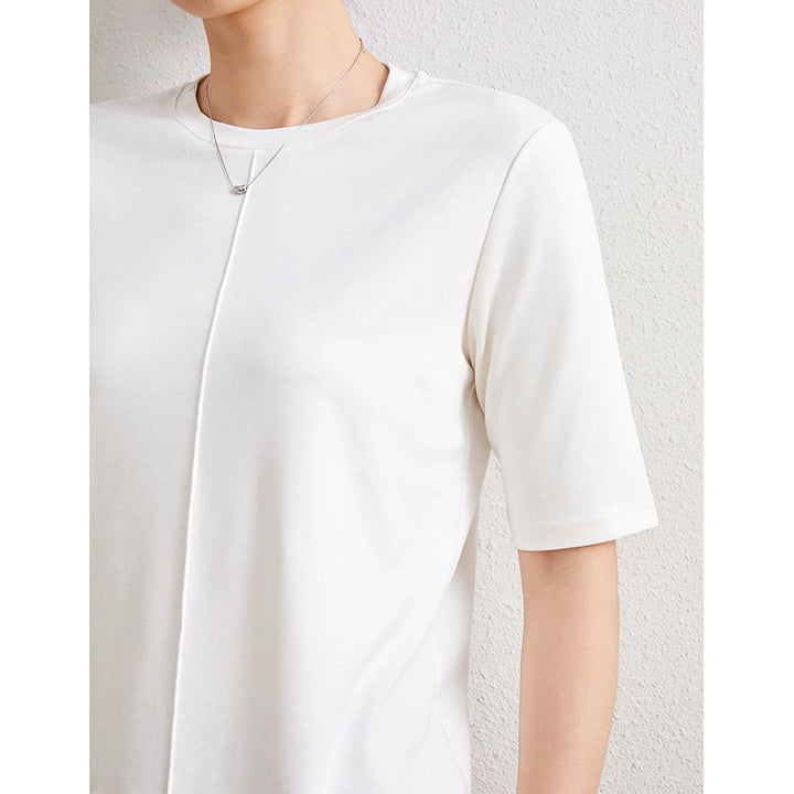 Dame T-shirt med afslappet pasform og moderne detaljer Stilla
