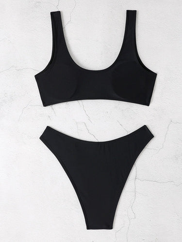 Dame bikini-sæt med stilfuld cut-out og elegant detalje Stilla