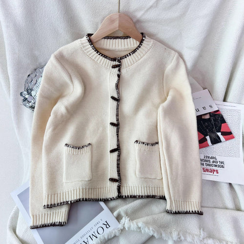 Kvinders klassiske cardigan med kontrast sømme og lommer Stilla