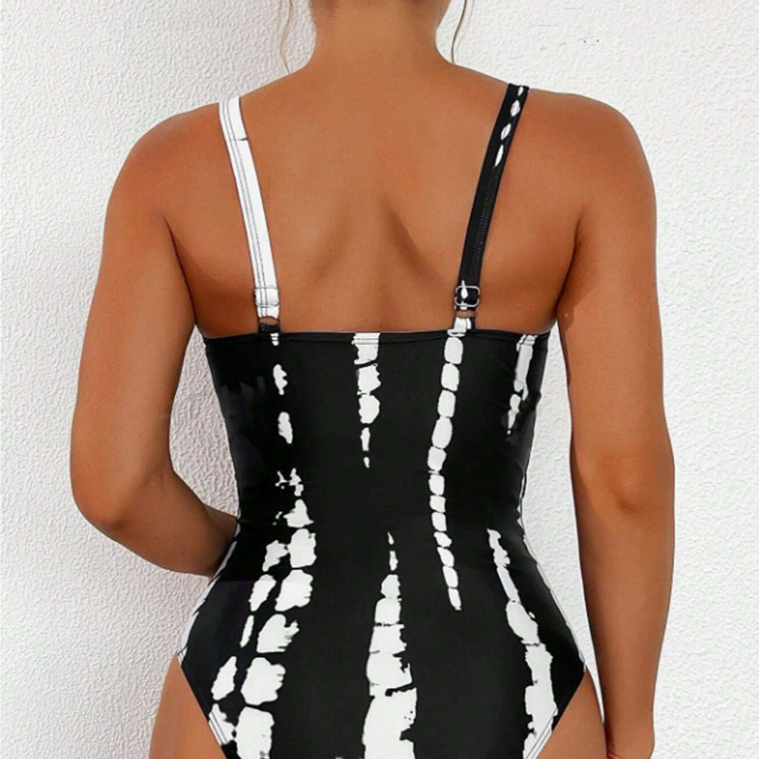 Dame Én-delt Badedragt med moderne Bustier-design og sidelægningsdetaljer Stilla