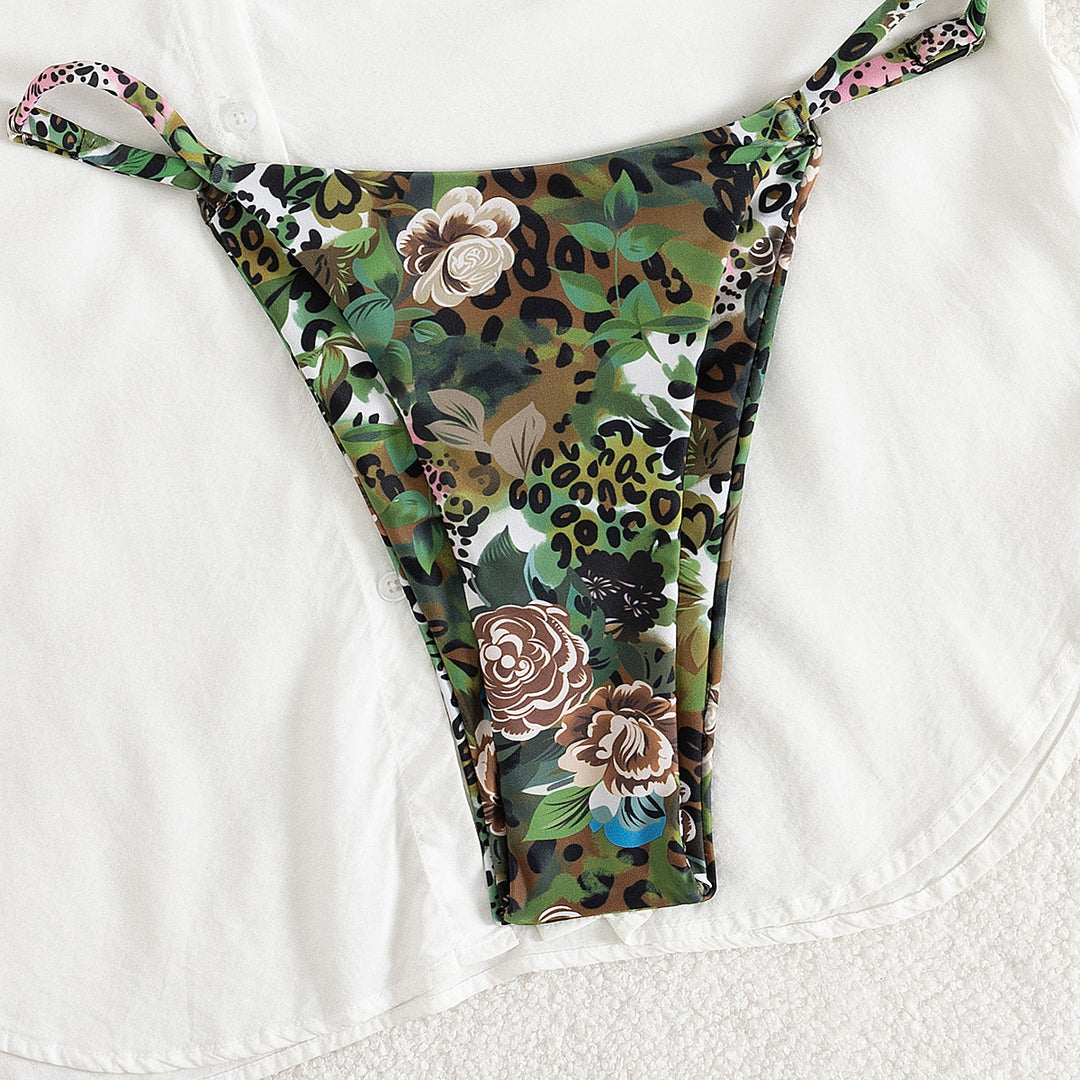 Dame Triangel-Bikini med floral camouflage-design Skovae