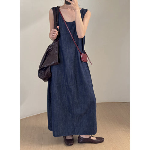 Dame Denim Maxikjole med elegant V-hals og flydende snit Stilla