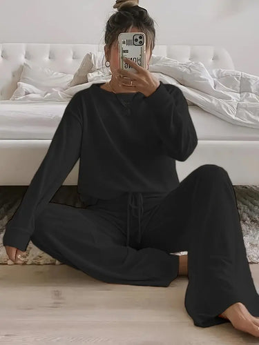 Dame loungewear-sæt med afslappet pasform og høj kvalitet bomuldsblanding Stilla