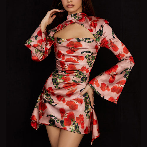 Dame minikjole med elegant slids og floral design Stilla
