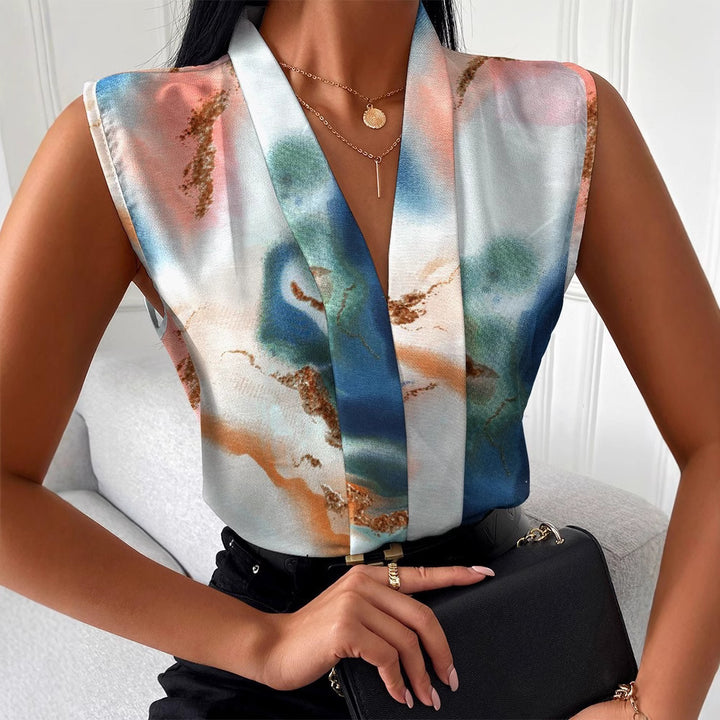 Dame modebluse i avistryk Stilla