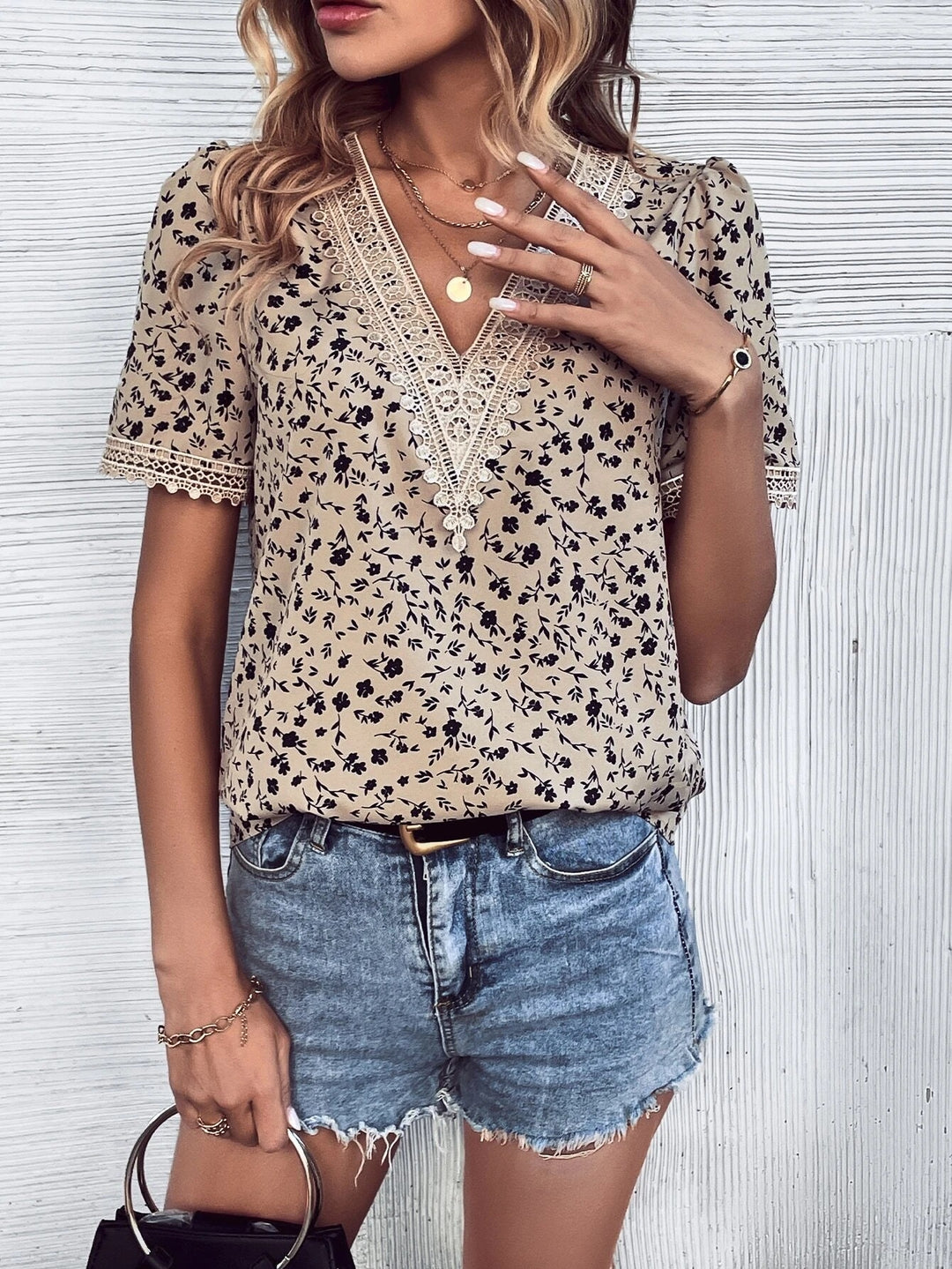 Dame blomsterbroderet bluse Stilla