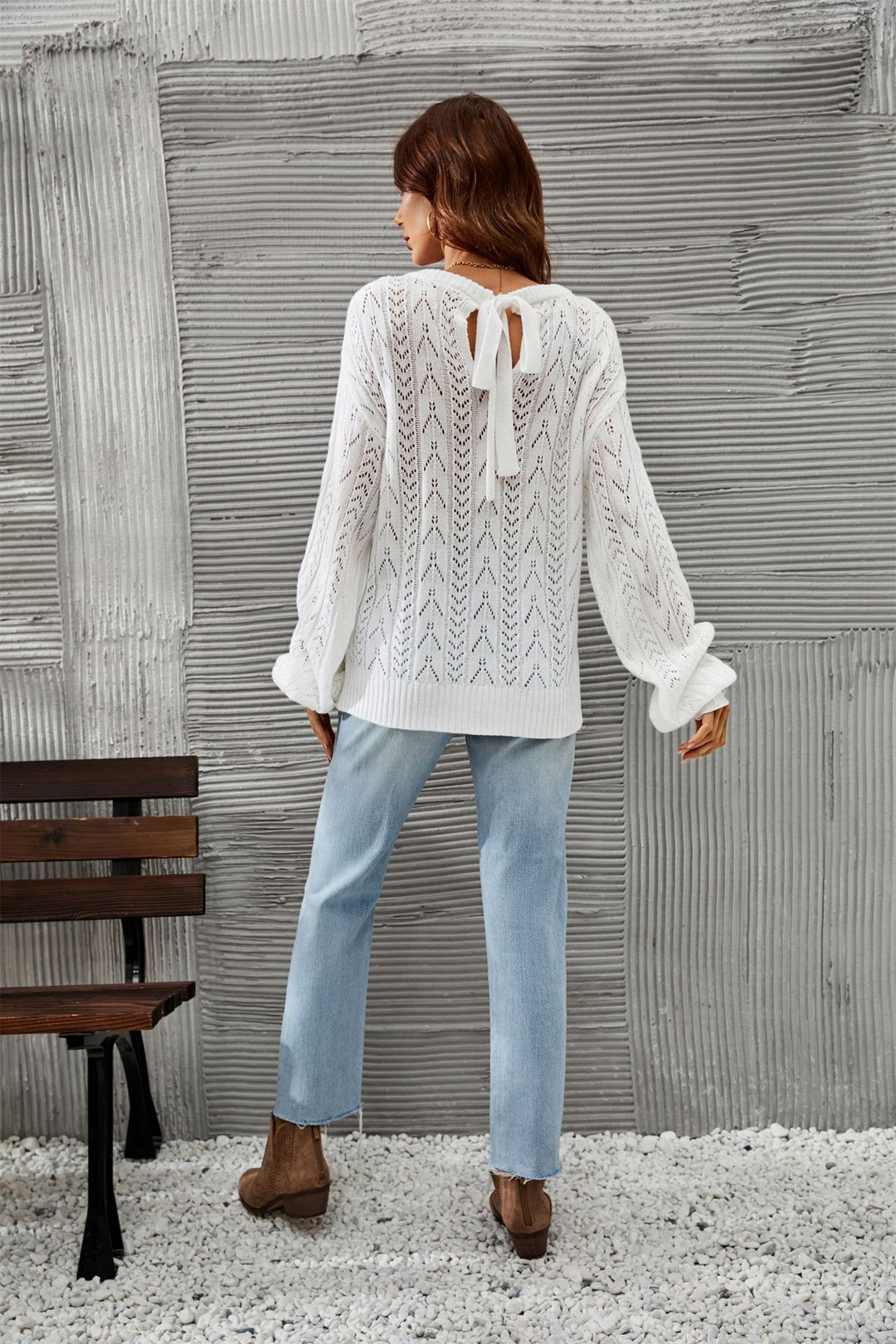 Kvinders lette strikket sweater med fint mønster og brede ærmer Stilla