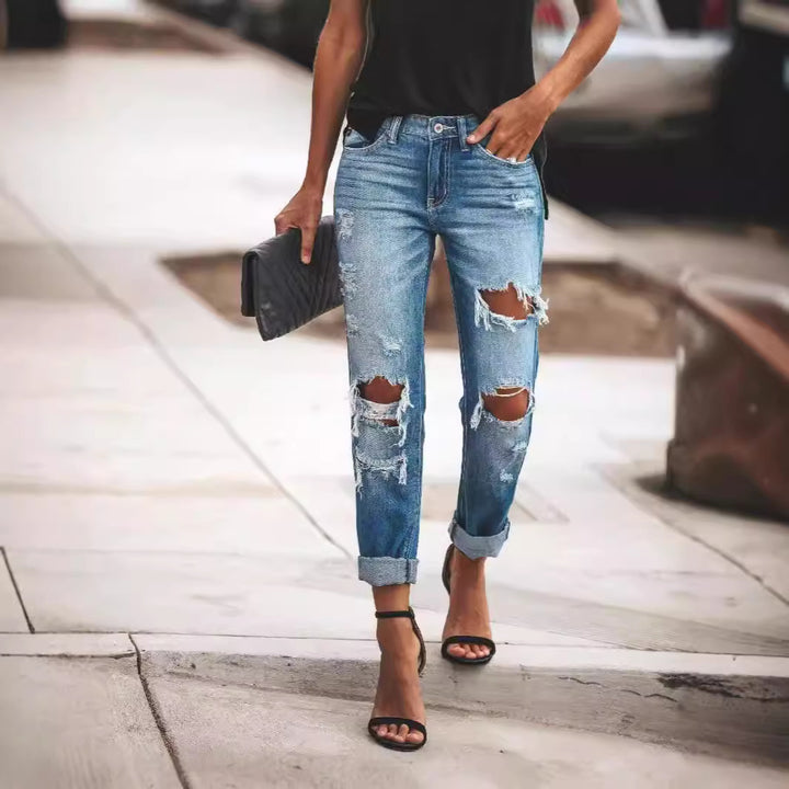 Dame Destroyed Boyfriend Jeans i afslappet stil med høje revnedetaljer Skovae
