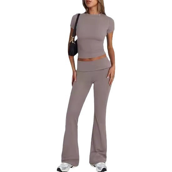 Dame sæt bestående af tætsiddende top og bootcut-bukser Stilla