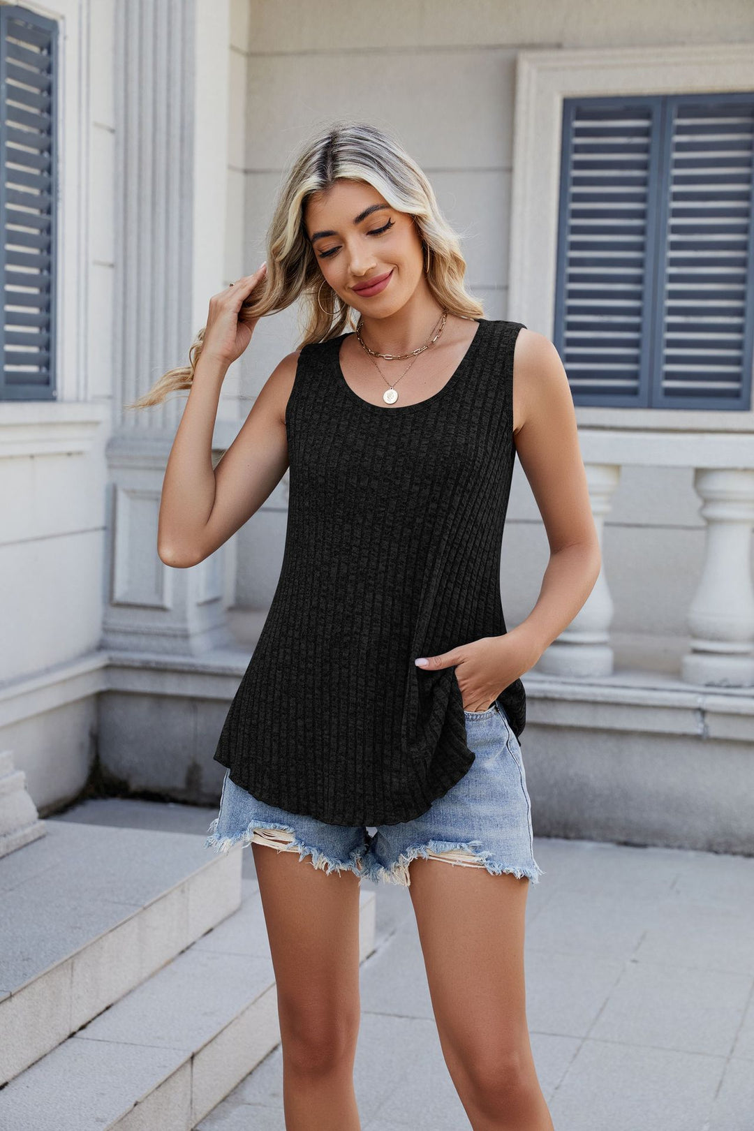 Dame afslappet tanktop med asymmetrisk kant og lommer Stilla