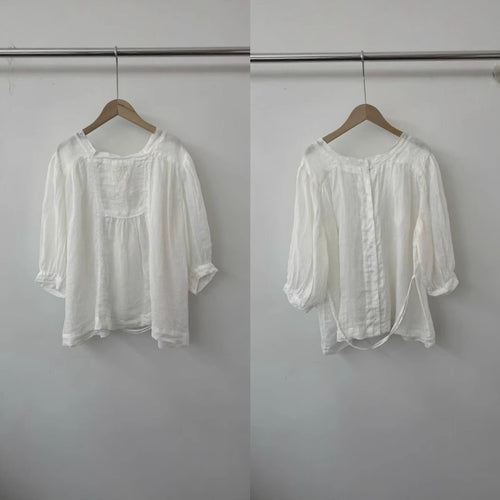 Femme Let Broderet Bluse Stilla
