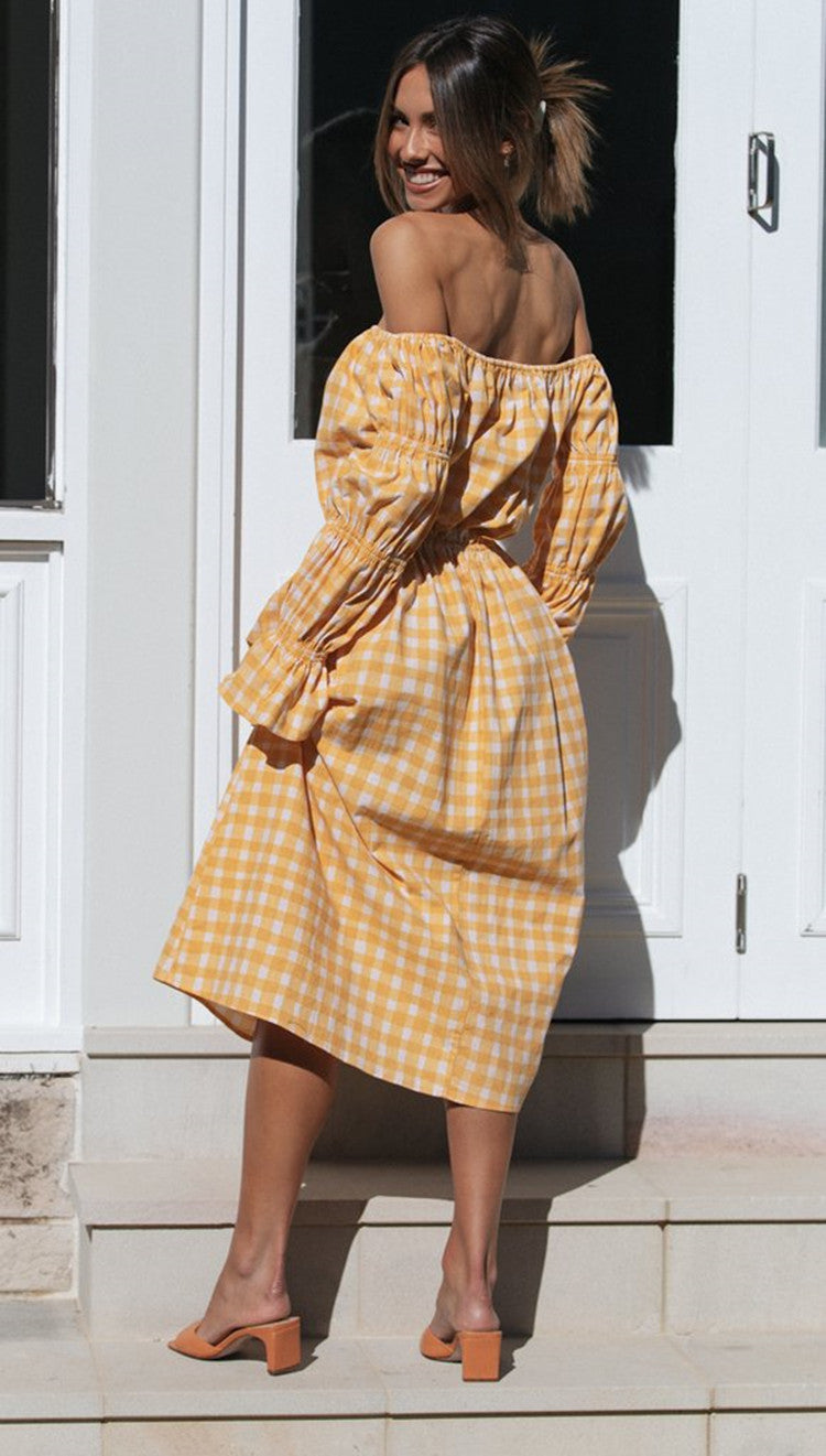 Kvinders Off-Shoulder Midi Kjole med Ternet Design og Elastisk Talje Stilla