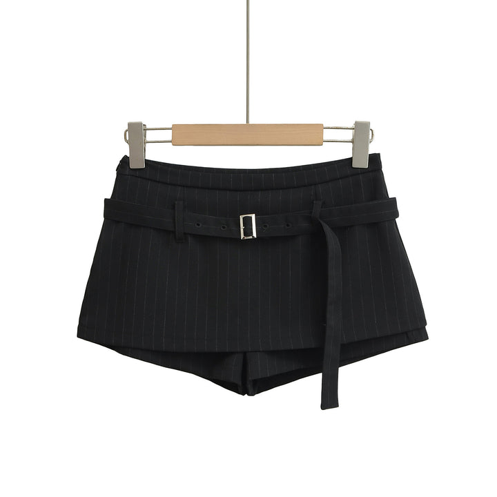 Dame korte jakkeshorts med aftageligt bælte og elegant stribemønster Stilla