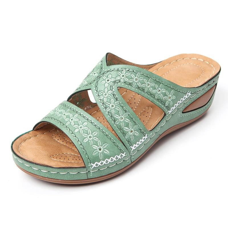 Dame Wedge-sandaler med floral broderi og anatomisk fodbede Stilla