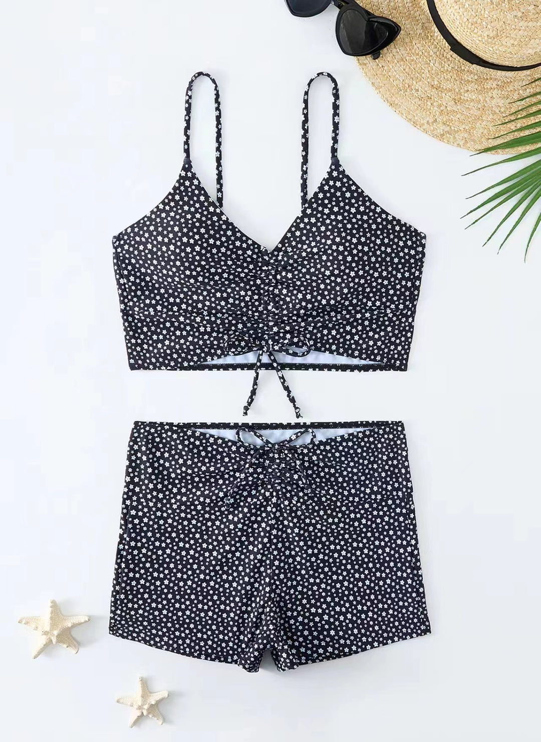 Dame bikini med blomstret flæse design og justerbare stropper Skovae