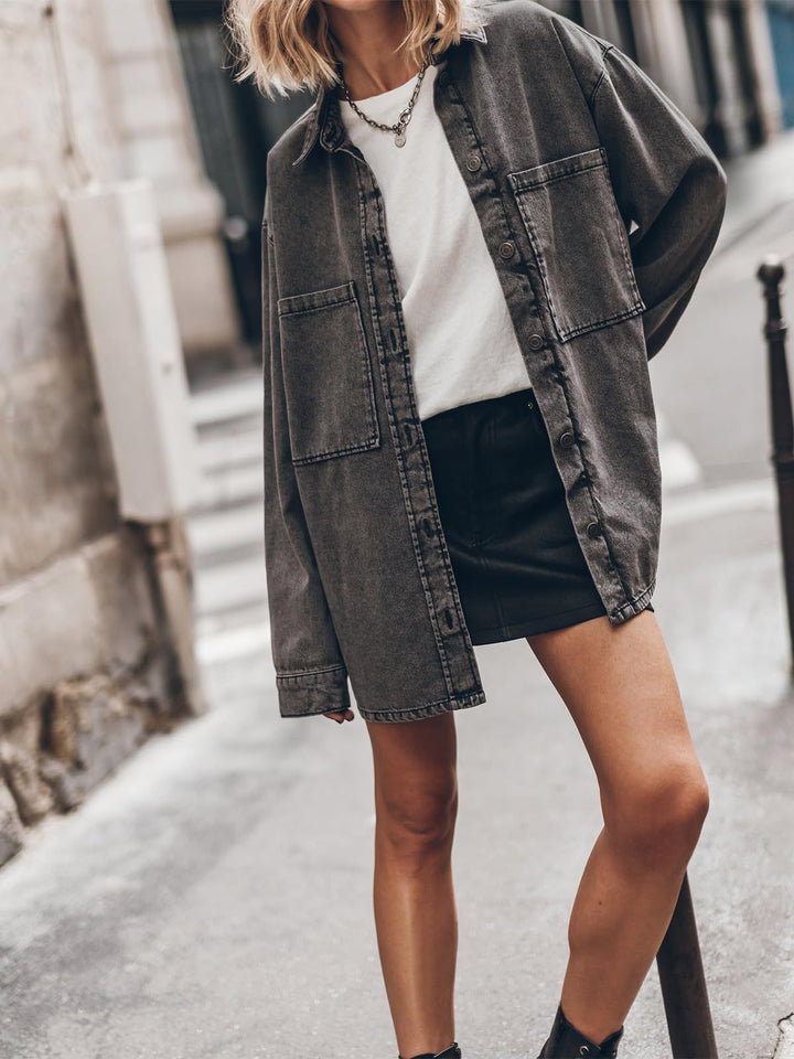 Dame Oversized Jeansjakke med moderigtige detaljer og praktiske lommer Stilla