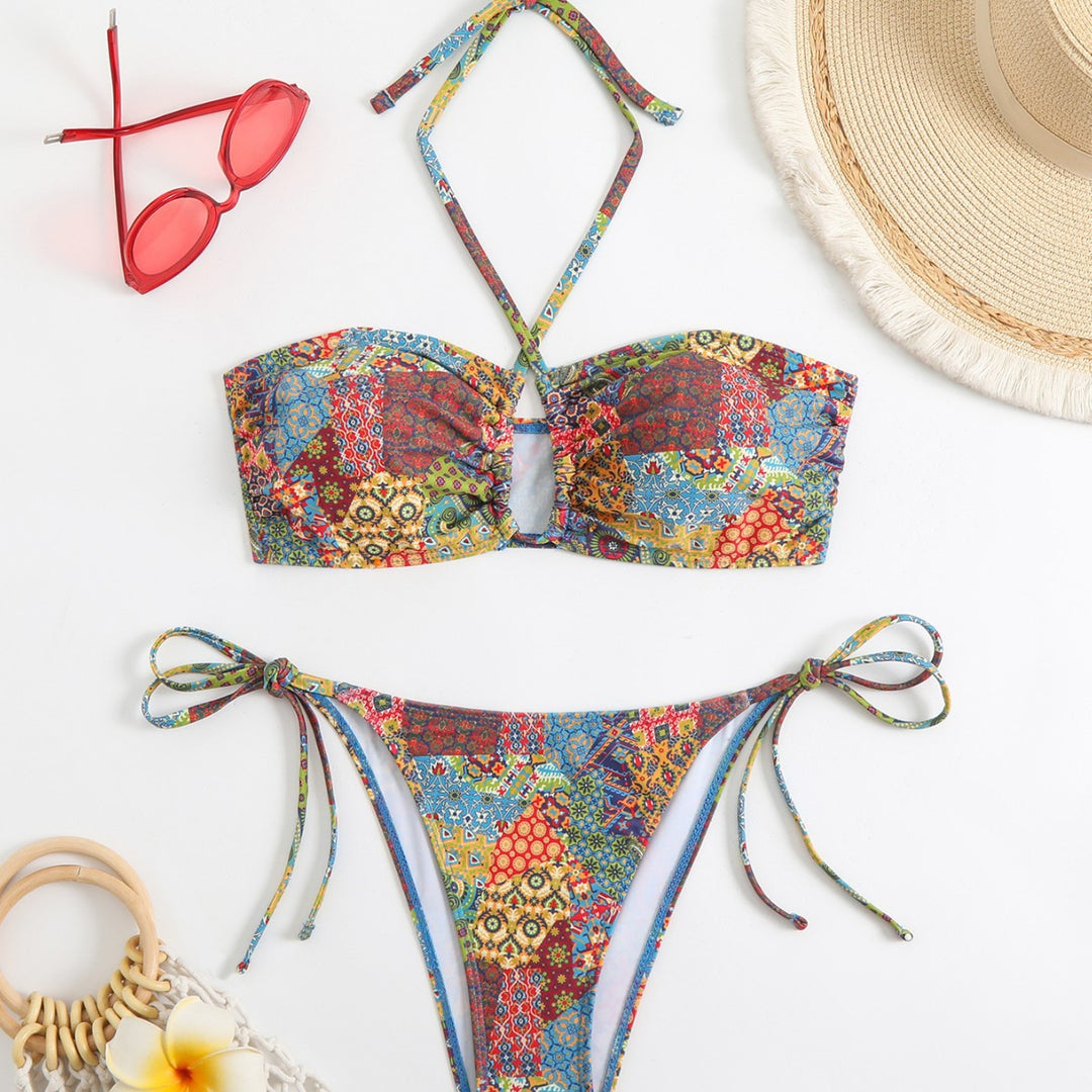 Dame bikini-sæt med legesygt ternet mønster og elegant knude-detalje Skovae