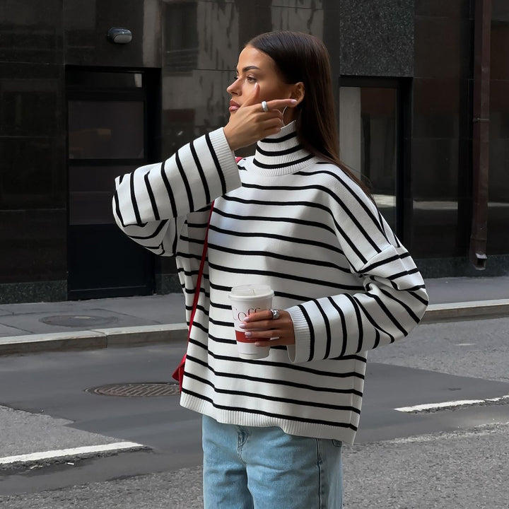 Kvindernes stilfulde oversized sweater med stribet mønster Stilla