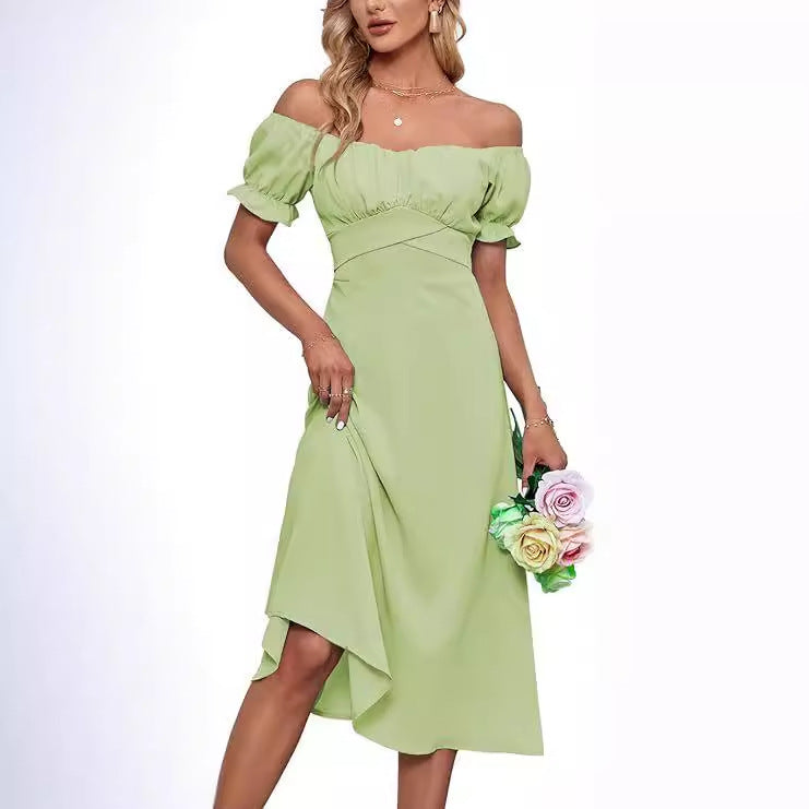 Dame off-shoulder midikjole med puffærmer og asymmetrisk kant Stilla