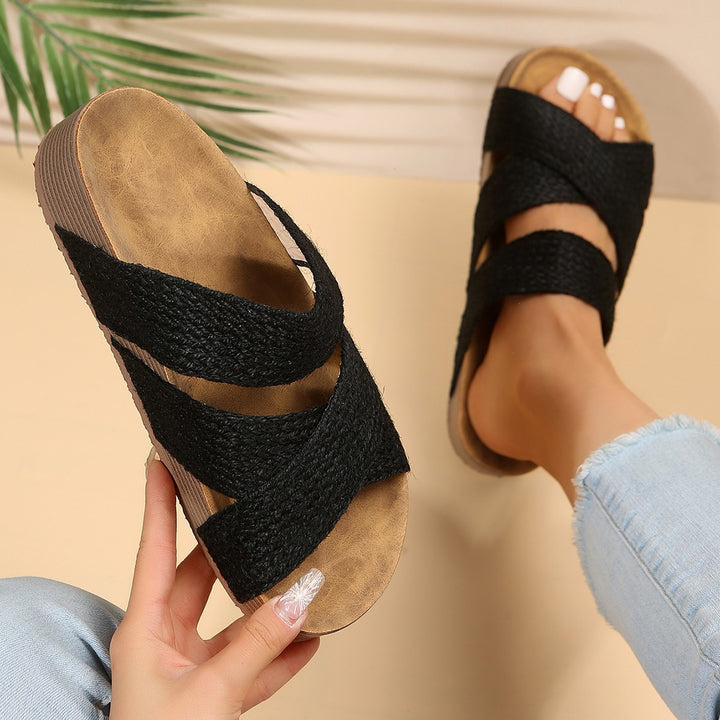 Dame Komfortable Wedge-Pantoletten med elegante flettede elementer Stilla
