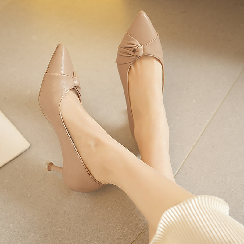 Dame elegante pumps med stilfuld knude-design Stilla