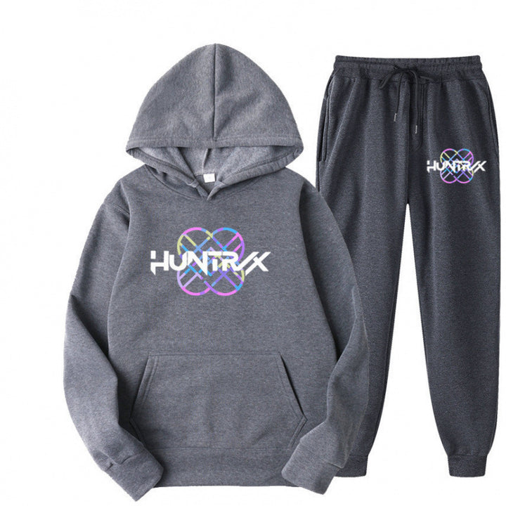 Dame tracksuit med moderne grafisk design og casual fit Skovae