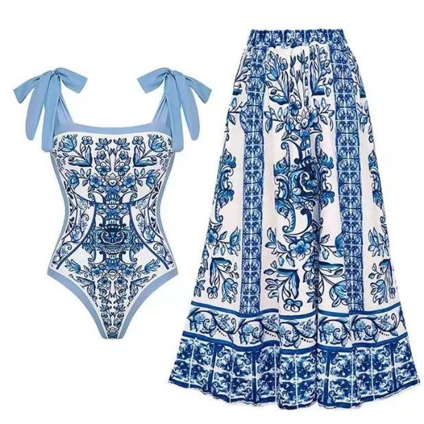 Dame bikini kjole med blomsterapplikation og luftig maxi nederdel Stilla