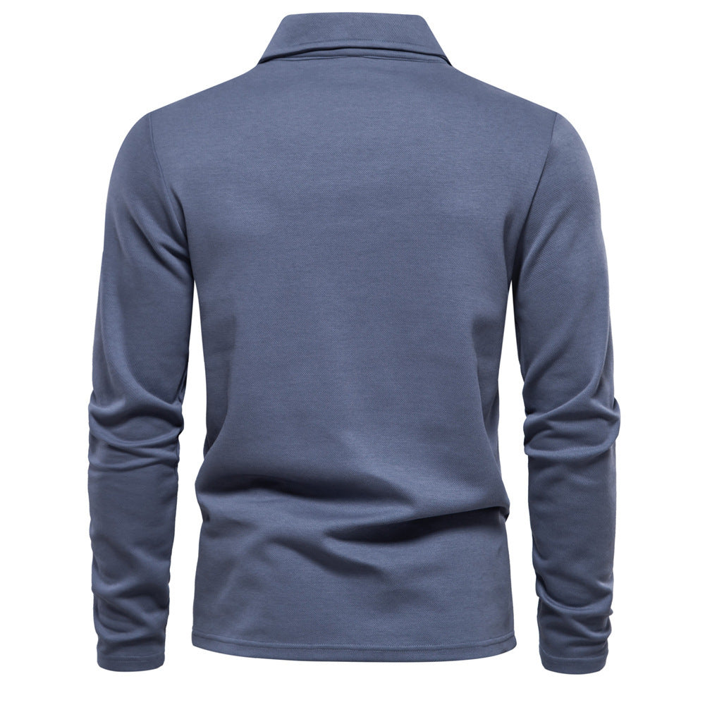 Herrer langærmet polo shirt med åben V-hals, smal pasform og tone-i-tone kravebroderi Skovae