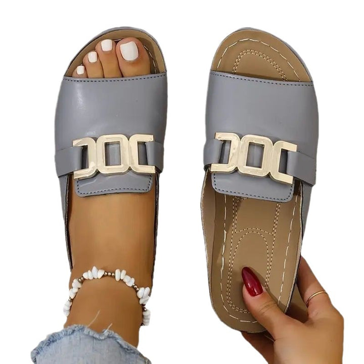 Dame nan Pantolette-Slipper med guldfarvet dekorativ kæde, ergonomisk komfort fodseng og syet profileret sål Skovae