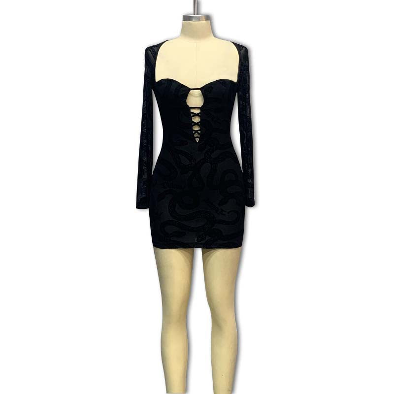 Dame Bodycon Kjole med gennemsigtige ærmer og raffineret snøre detalje Stilla