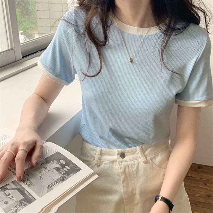 Kvinders kortærmet skjorte med fashionable kontrastkrave og afslappet snit