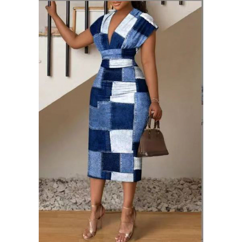 Dame wrap dress with modern pattern and fitted silhouette Skovae