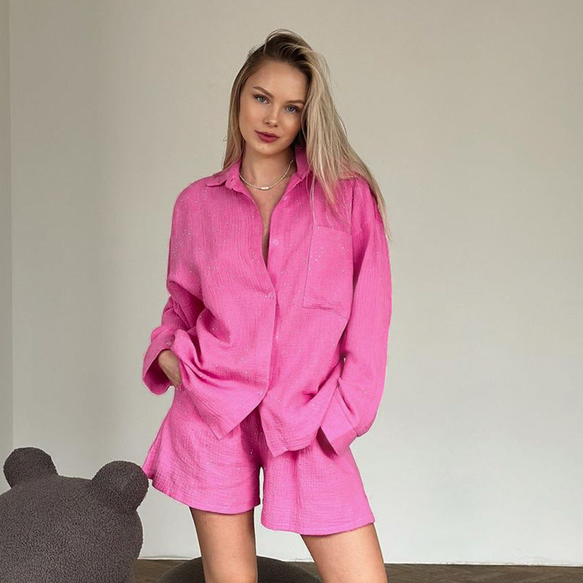 Dame afslappet oversized skjorte og shorts sæt i let stof med modigt strukturmønster Stilla