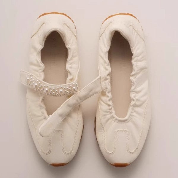 Dame ballerinas med elegante perleapplikationer og fleksibel sål Stilla