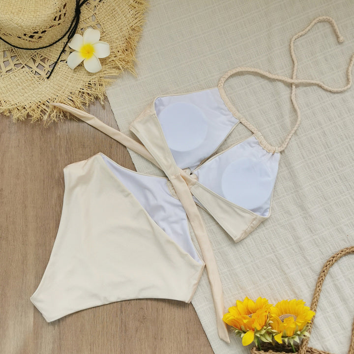 Dame Bikini-sæt med innovativt knude-design og højt skåret underdel Stilla