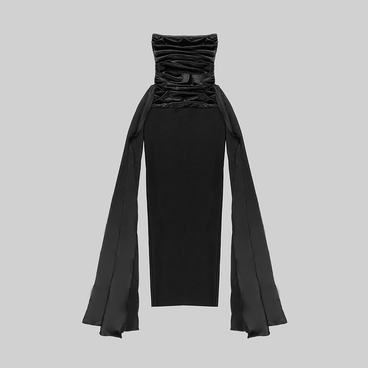 Dame Elegant Cocktailkjole med raffineret draperingseffekt og flydende stoffbaner Stilla