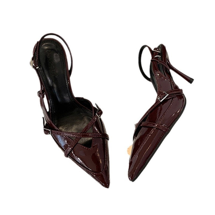 Dame Slingback Pumps med moderne Criss-Cross-rem design Stilla