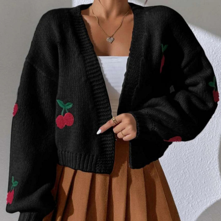 Femme Strikket Cardigan med Kirsebærbroderi Stilla