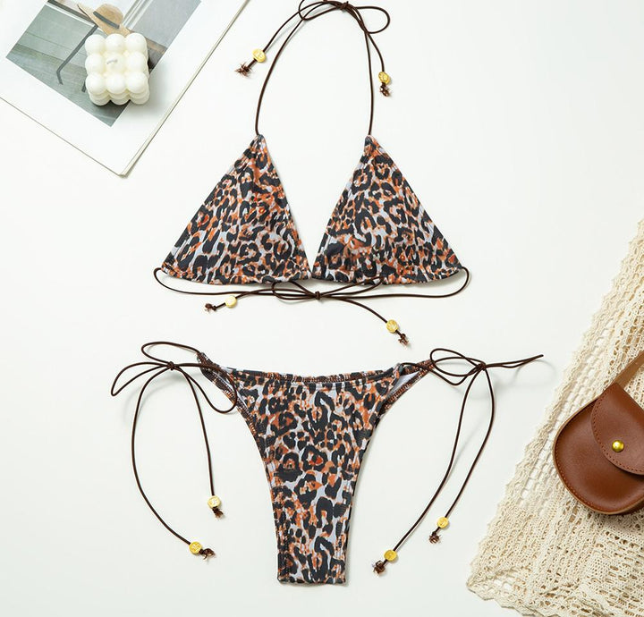 Damer trekant bikini lavet af elastisk materiale Stilla