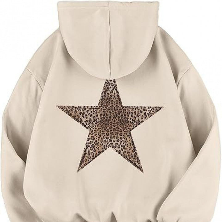 Kvinders hoodie med stilfuldt leopardstjernedesign og afslappet pasform Skovae