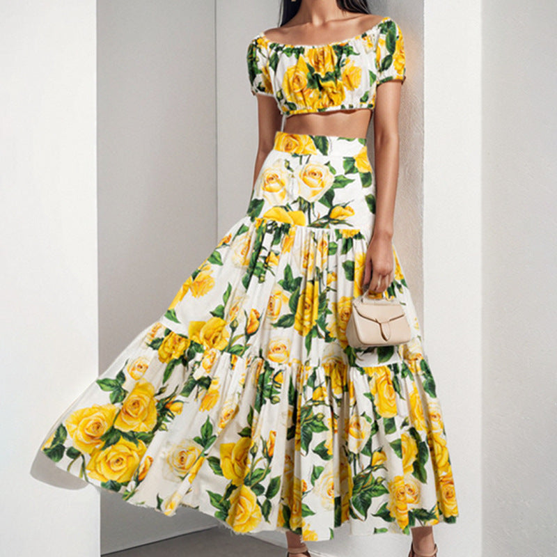 Dame To-delt Blomster-Sæt med let Crop-Top og voluminøs Nederdel Stilla