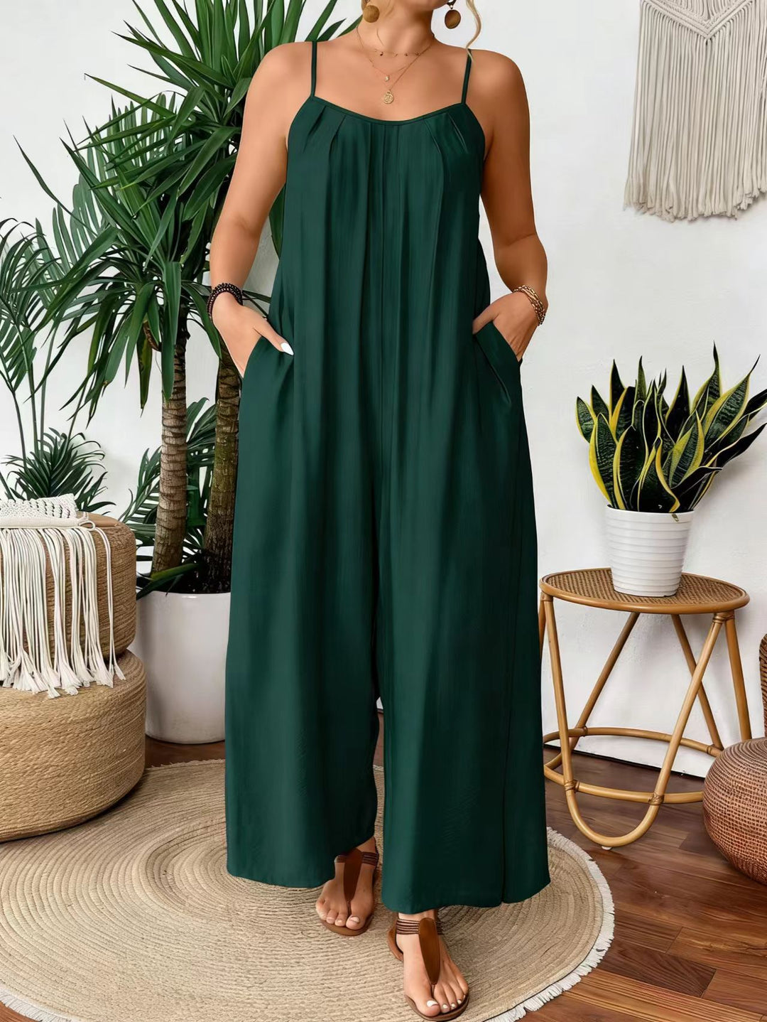 Dame luftig Jumpsuit med smalle spaghetti stropper og sidelommer Skovae