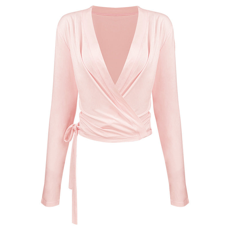 Dame indpakningsbluse med elegant V-hals og fint stof Stilla