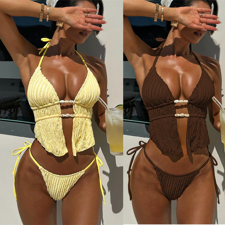 Dame bikini sæt med elegant indpakningsdesign og fashionable accenter skovae