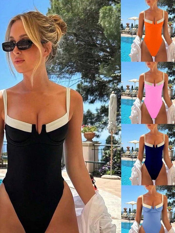 Damer Én-delt Badetøj med elegante Kontrastdetaljer Skovae